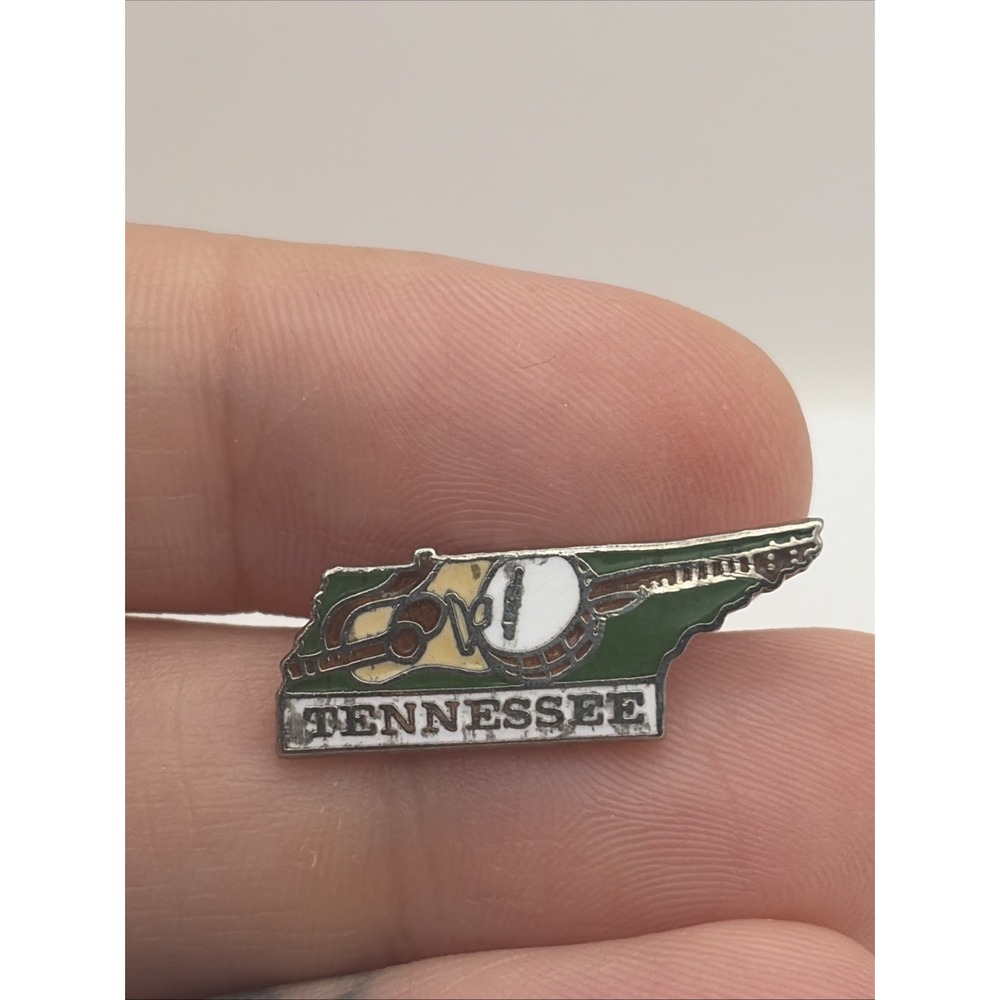 Tennessee State Outline Banjo Guitar Lapel Hat Pin